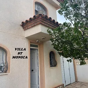  Villa St Monica